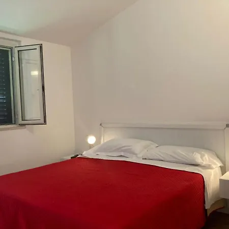 Villaggio Turistico Scialmarino 2*